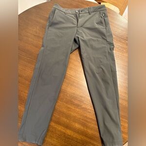 Rhone Commuter® Pant - Slim Fit Color: Smokes Pearl